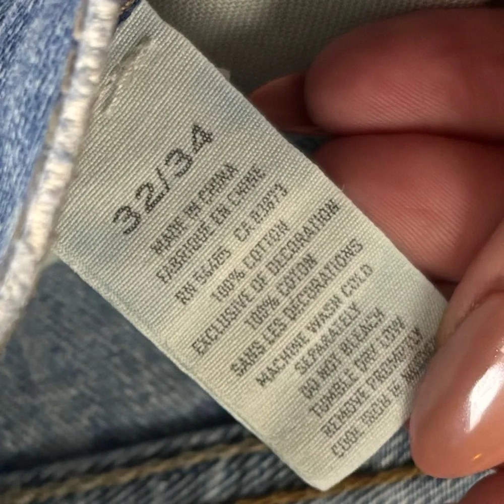 American Eagle Men’s Med Wash Lowrise Faded Whiskered Denim Jean Size 32X34